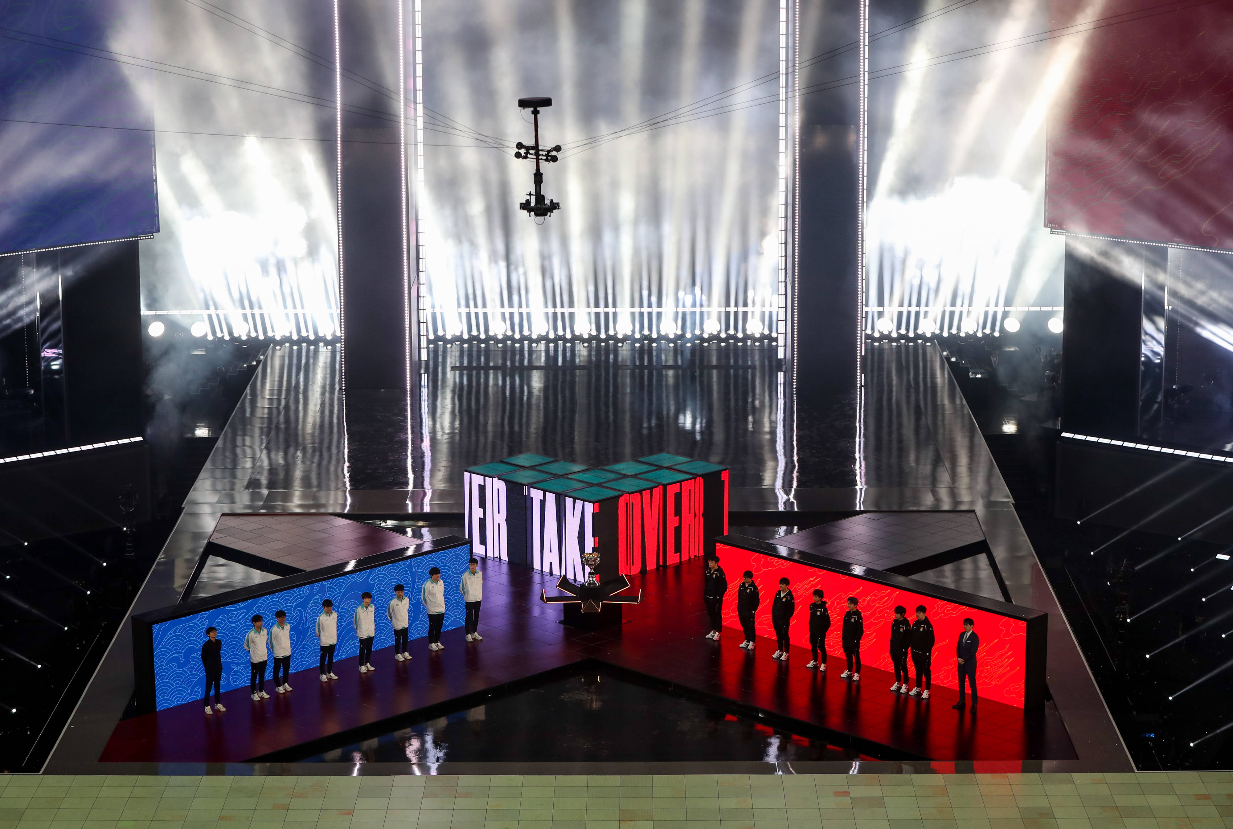 kaiyun(中国)官方网站-蒂姆重返赛场,爆冷首场状态出色,DWG观众沸腾!-kaiyun(中国)官方网站