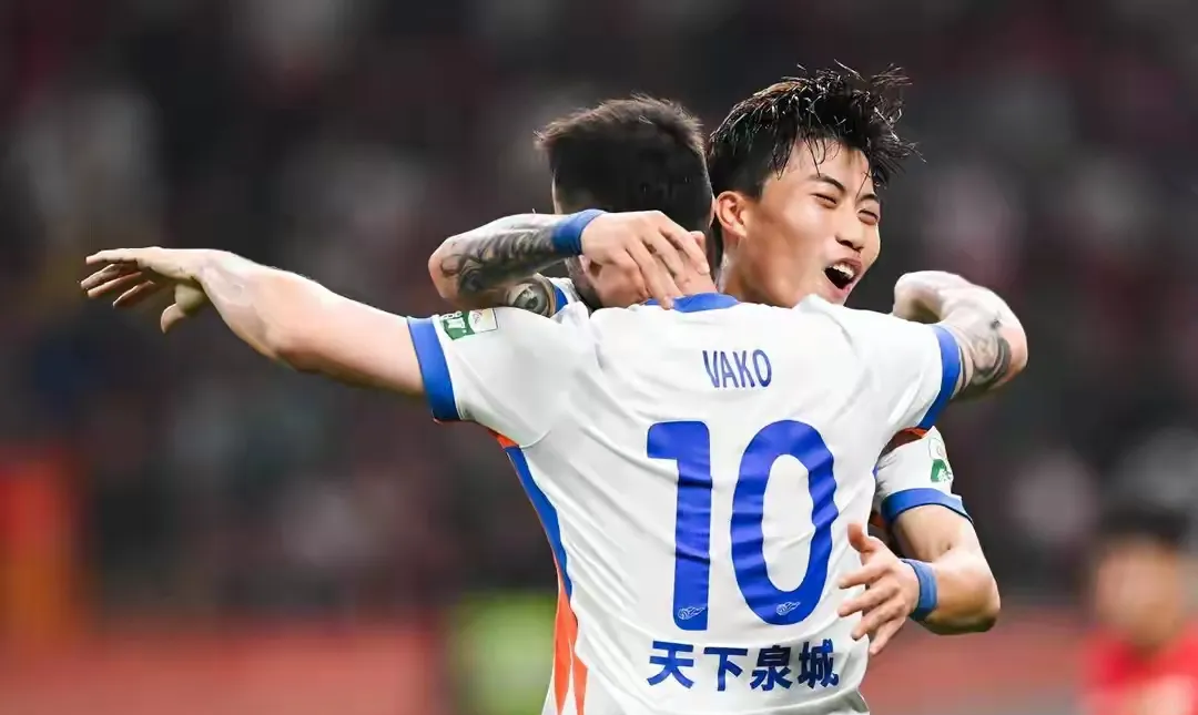 开云体育最新网址-赛地聚焦——法甲加时末段热度飙升，山东泰山临场应变，更衣室稳定，资深球员宣示担当的简单介绍-开云体育最新网址